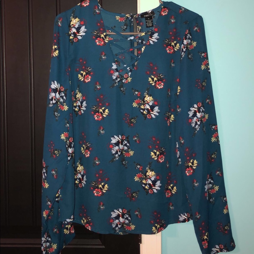 NWT! Rue 21 Top!
